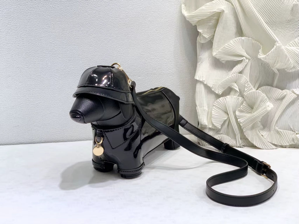 Black Dog Cap Bag