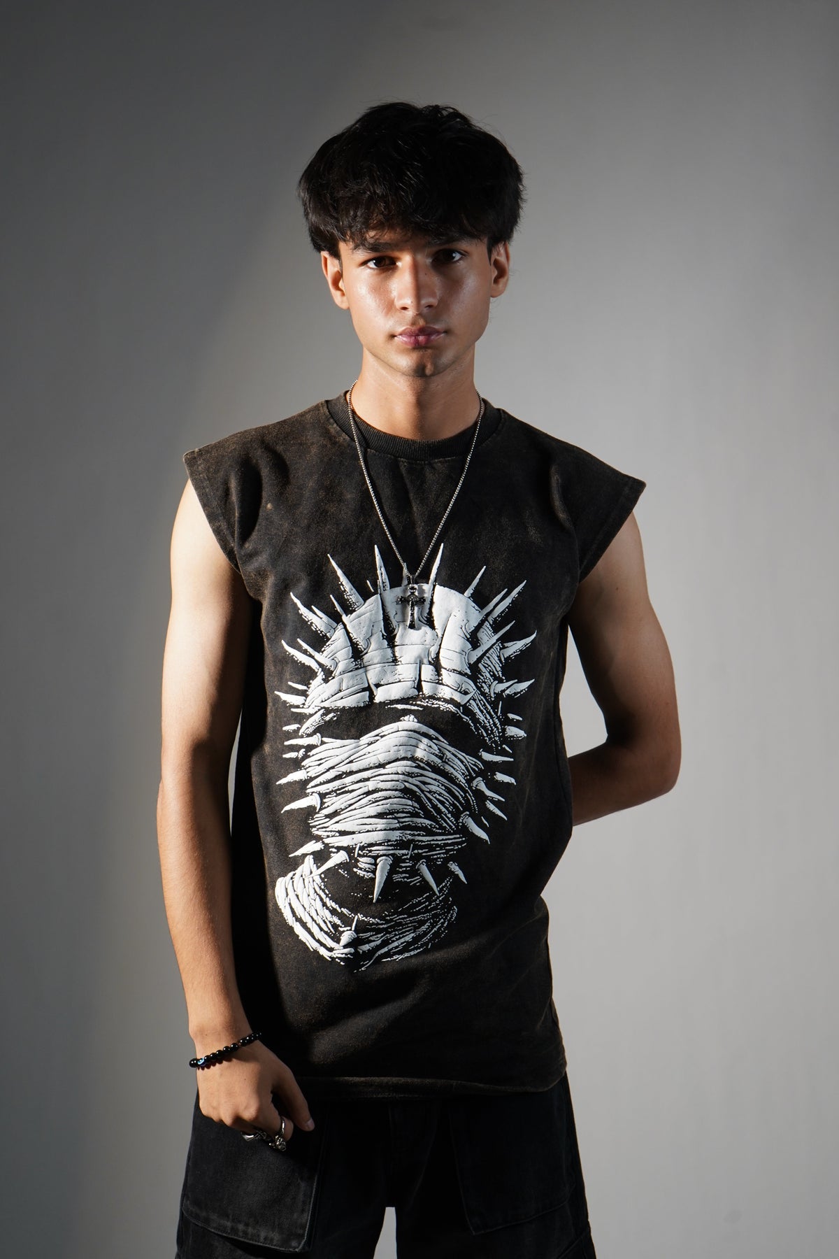 obscura  regnant tee